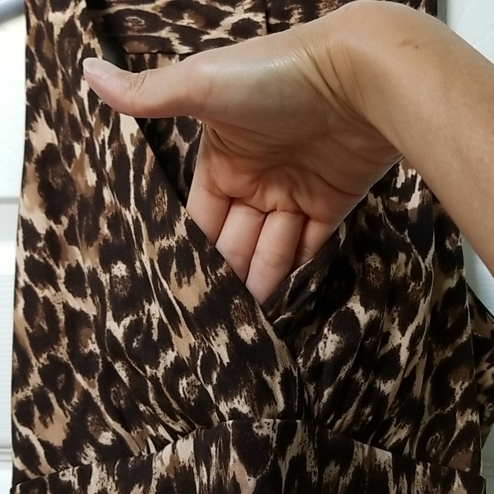 Dress - Picture 2 of 6